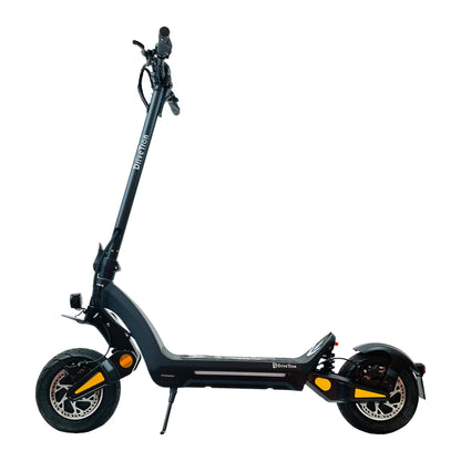4400W Dual Motor Off-Road Electric Scooter – 11-Inch Tires, Hydraulic Suspension, Foldable Design (IPX5 Rated)